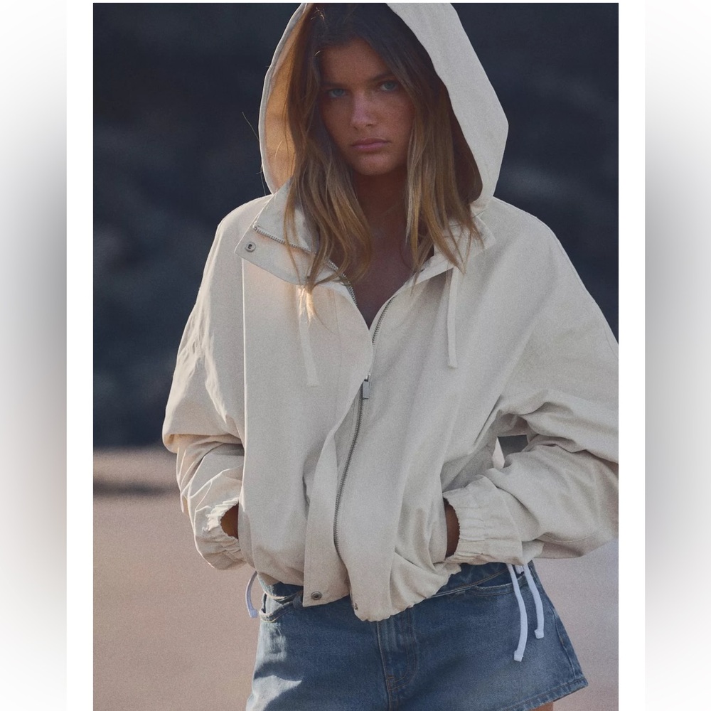 ZARA HOODED JACKET - Picture 2 of 9